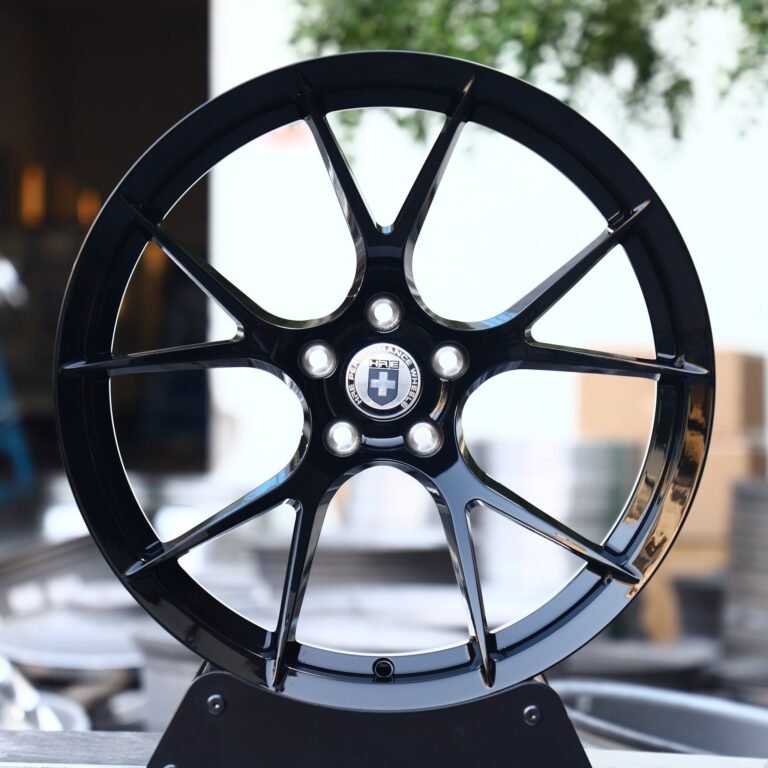 Porsche 911 wheels – HRE Performance Gloss Black 5 Y-Spoke, front view