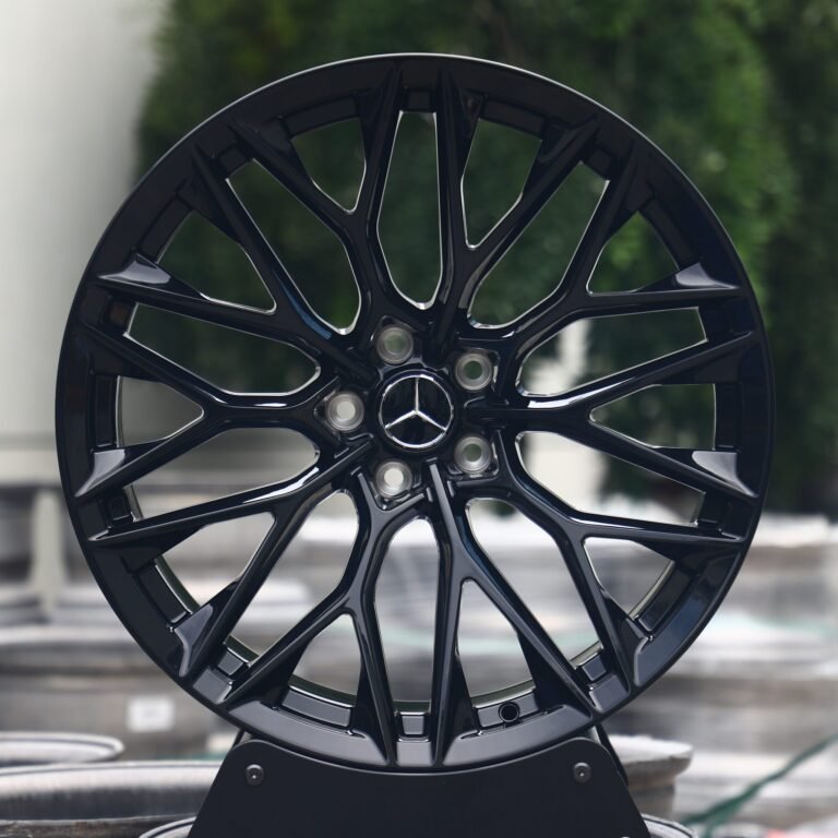 Ferrari 488 wheels – Gloss Black 10 Y-Spoke Mesh (HRE Performance P200-Style), front view