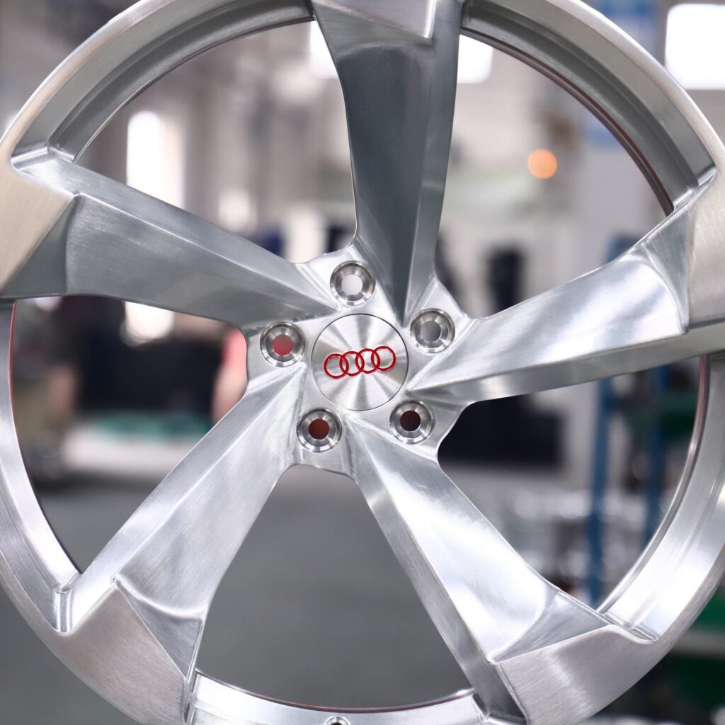 Lamborghini Huracan wheels – HRE Performance Matte Silver Directional Milled, lip and barrel detail
