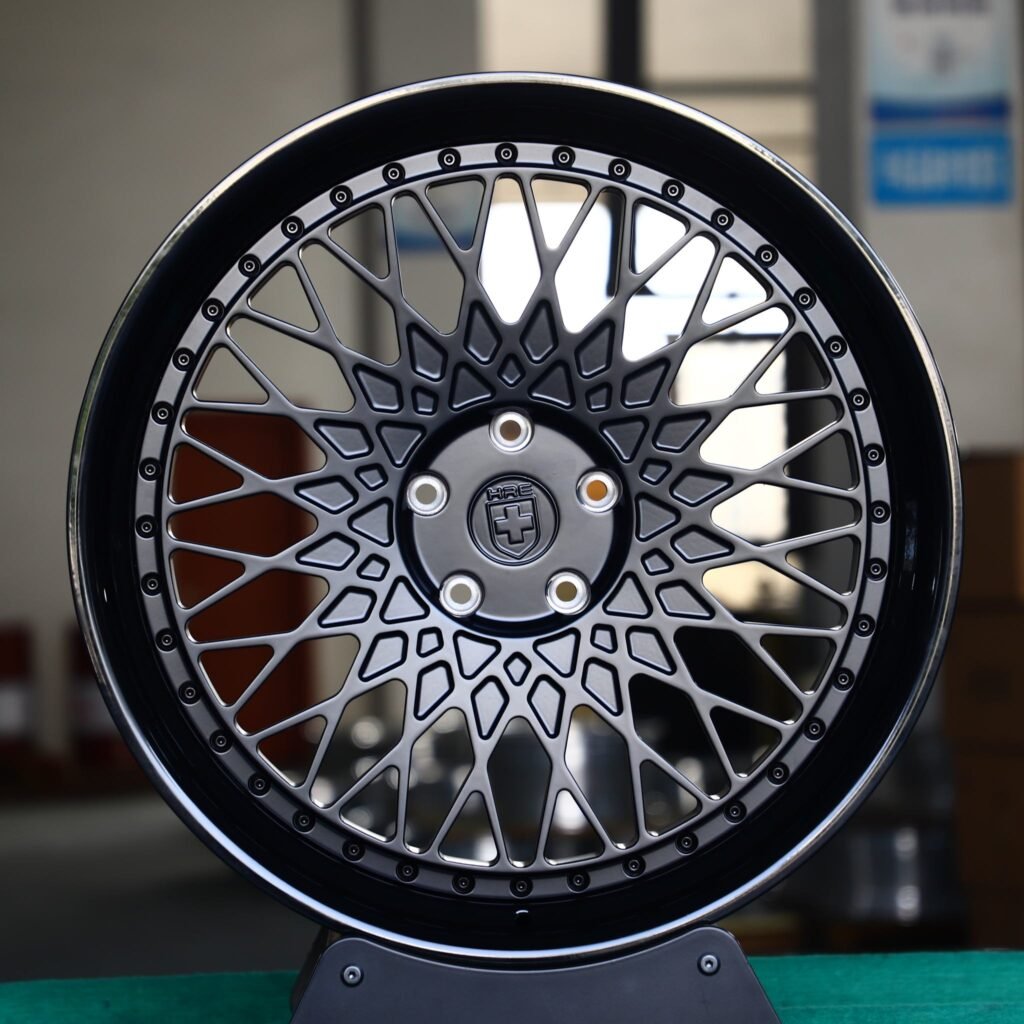 Porsche 911 wheels – Matte Silver Faux 2-Piece Deep Lip (HRE Performance 501-Style), front view