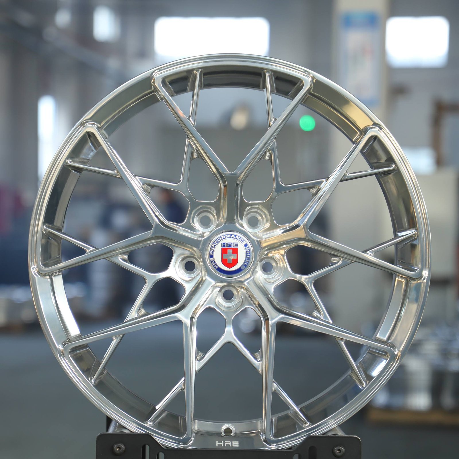 Ferrari 488 wheels – Polished Silver Cross-Spoke (HRE P200-Style), front view