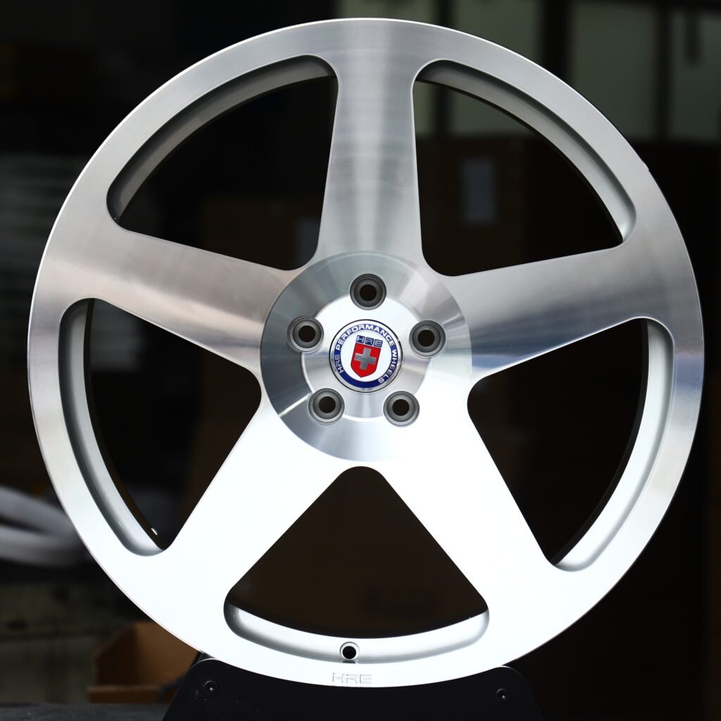 Porsche 911 wheels – Brushed Silver 5-Spoke (HRE-Style), front view