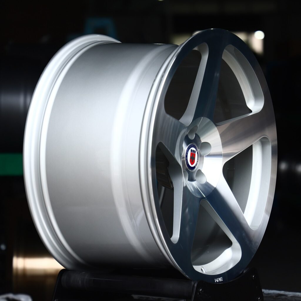 5x130 wheels – Brushed Silver 5-Spoke (HRE-Style), side view