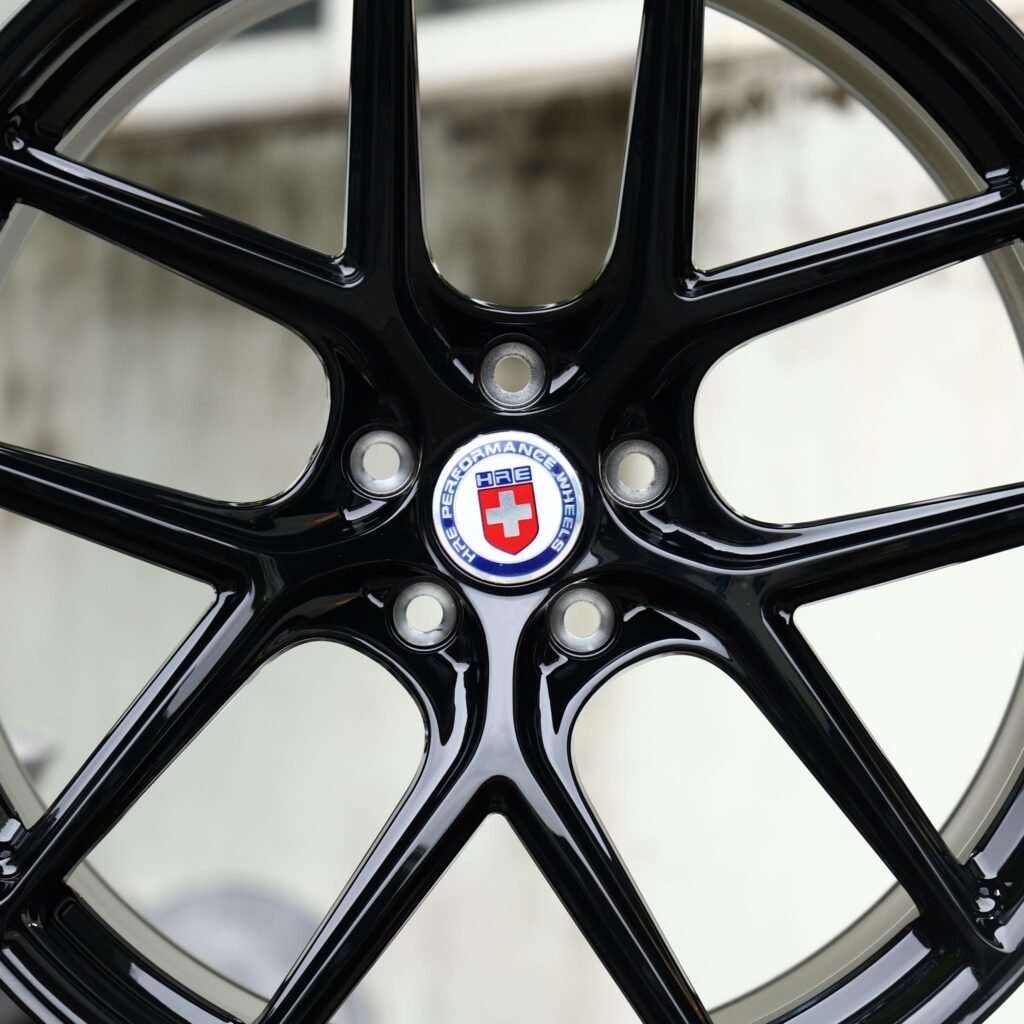 BMW M4 F82 wheels – Gloss Black 5 Y-Spoke (HRE-Style), lip and barrel detail