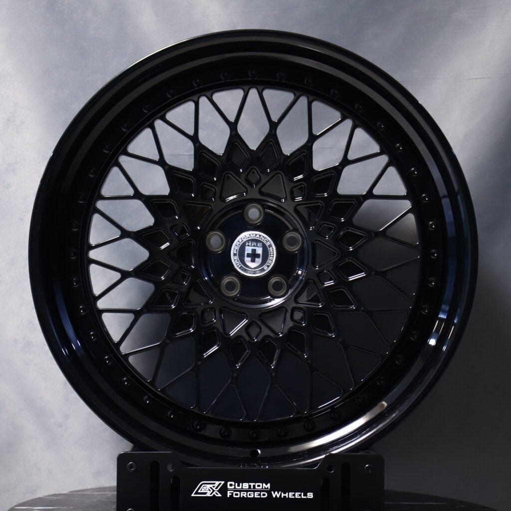 Audi R8 wheels – Gloss Black Mesh Deep Dish 2-Piece (HRE-Style), front view