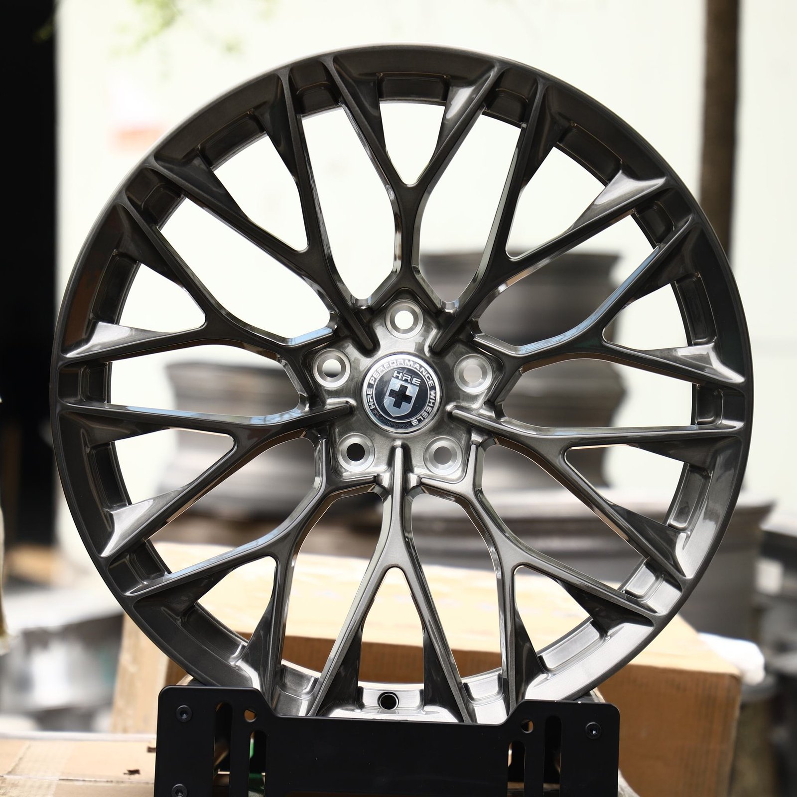 Porsche 911 wheels – Gunmetal Mesh Multi-Spoke (HRE-Style), front view