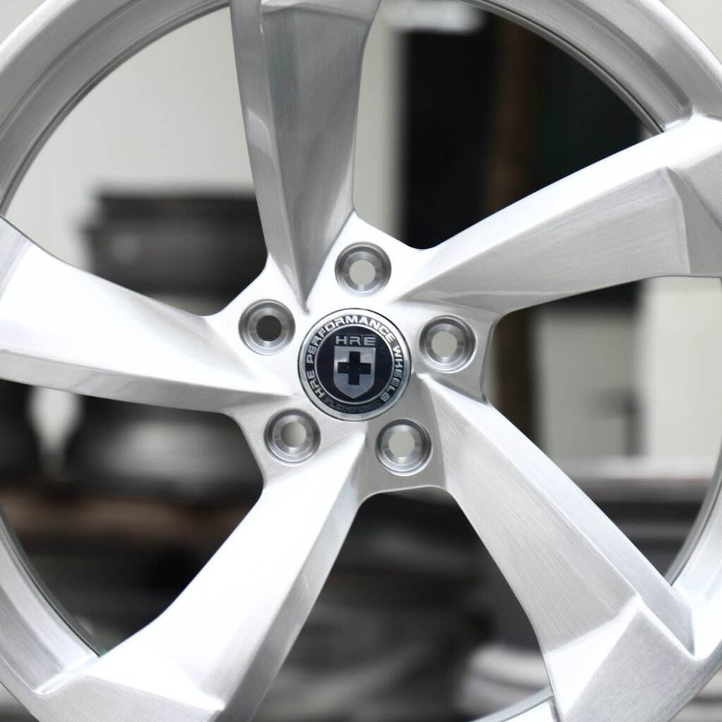 BMW M4 F82 wheels – Hyper Silver 5-Spoke Rotor (HRE-Style), lip and barrel detail
