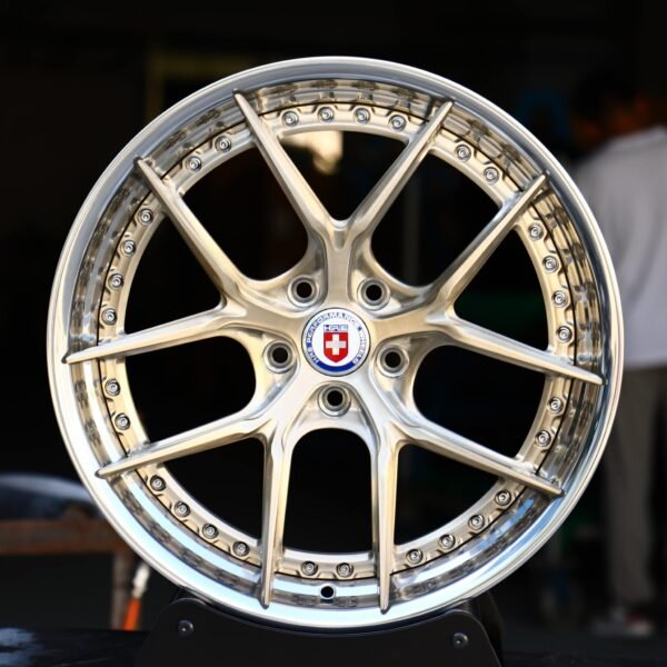 Porsche 911 wheels – HRE Transparent Gold 2-Piece, front view