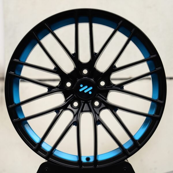 IM L7 wheels – Gloss Black / Blue Lip 10 Y-Spoke Mesh (IM OEM-Style), front view
