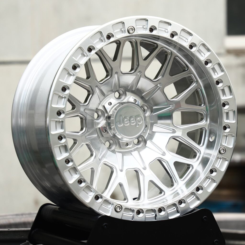 Jeep Grand Cherokee wheels – Brushed Silver Mesh Beadlock (Jeep OEM-Style), angled view