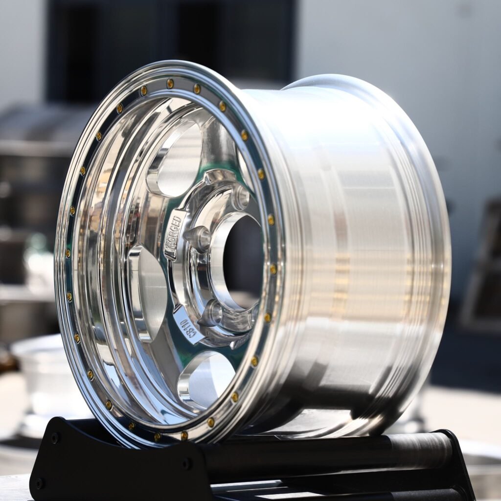 5x127 wheels – Mirror Polished 5-Spoke Riveted Lip, side view