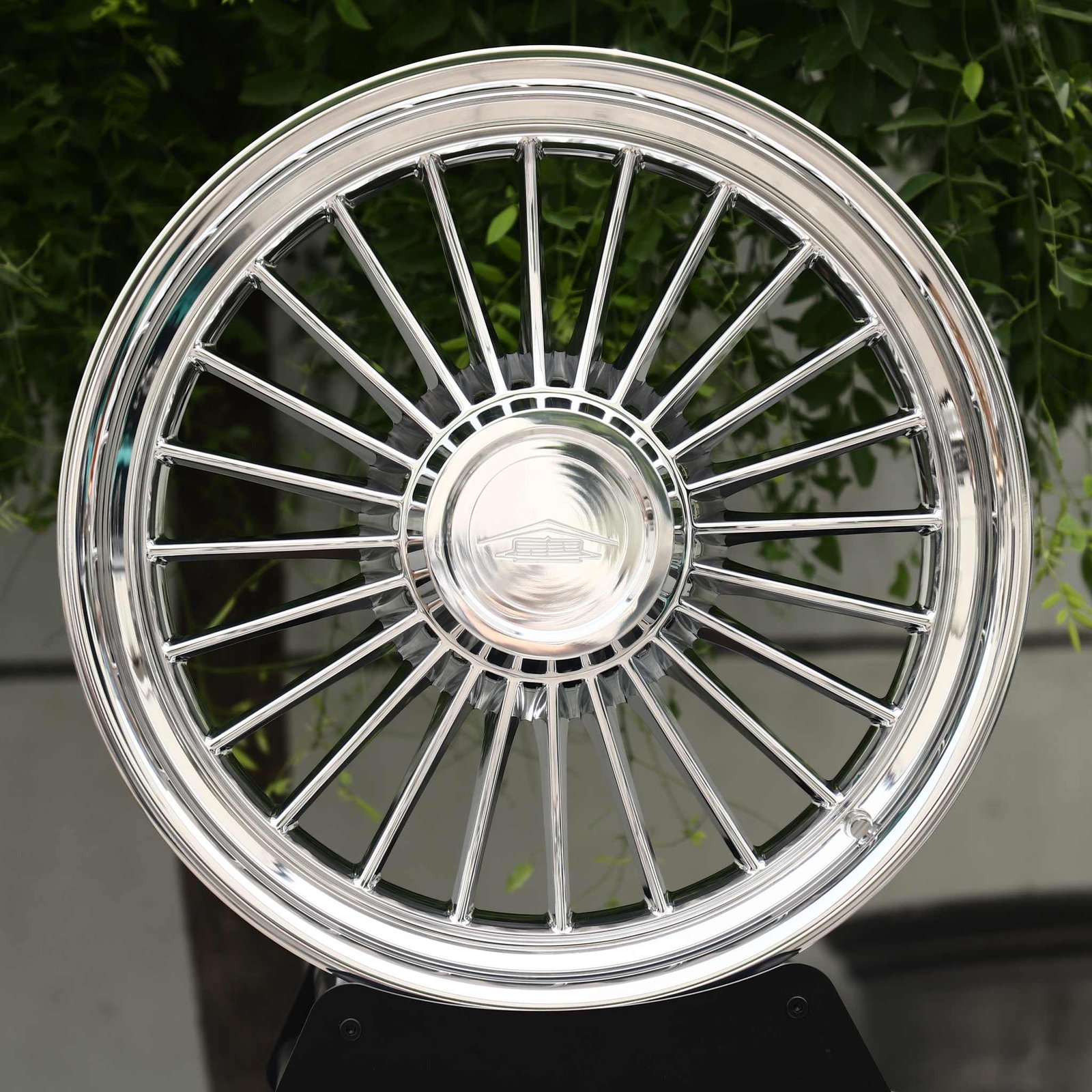 Jeep Wrangler wheels – Mirror Polished Fine Multi-Spoke Deep Lip, front view