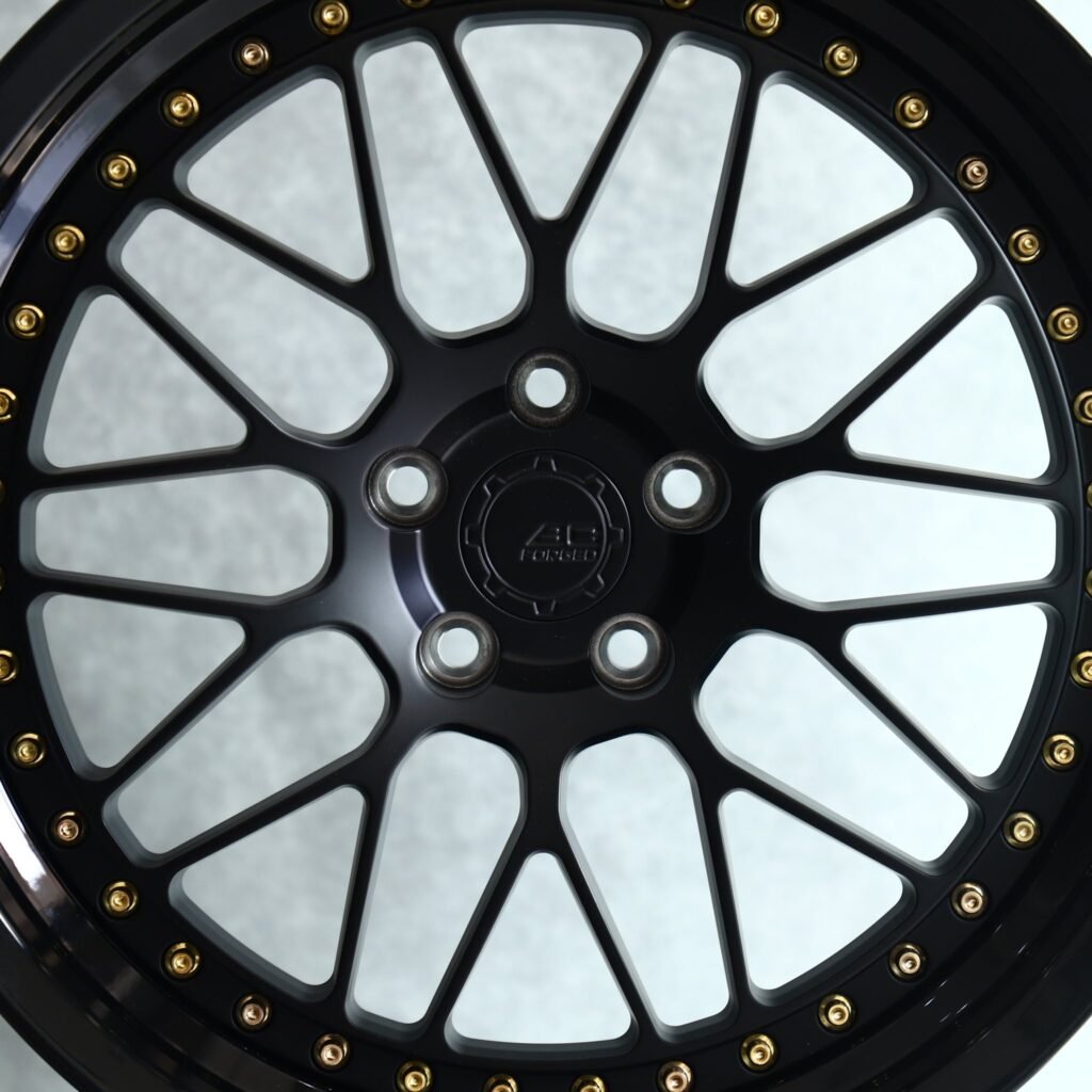 Jeep Grand Cherokee wheels – Gloss Black Riveted Mesh 2-Piece, angled view