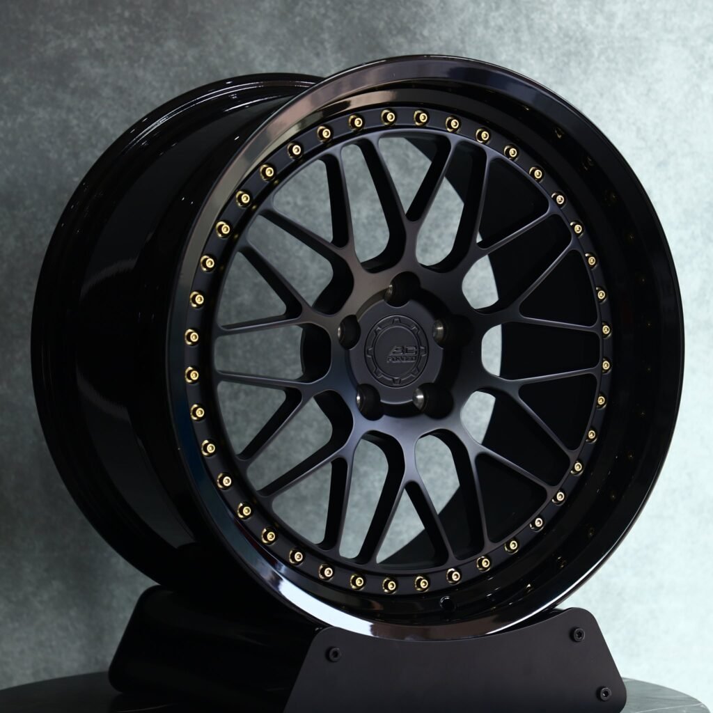 5x127 wheels – Gloss Black Riveted Mesh 2-Piece, side view
