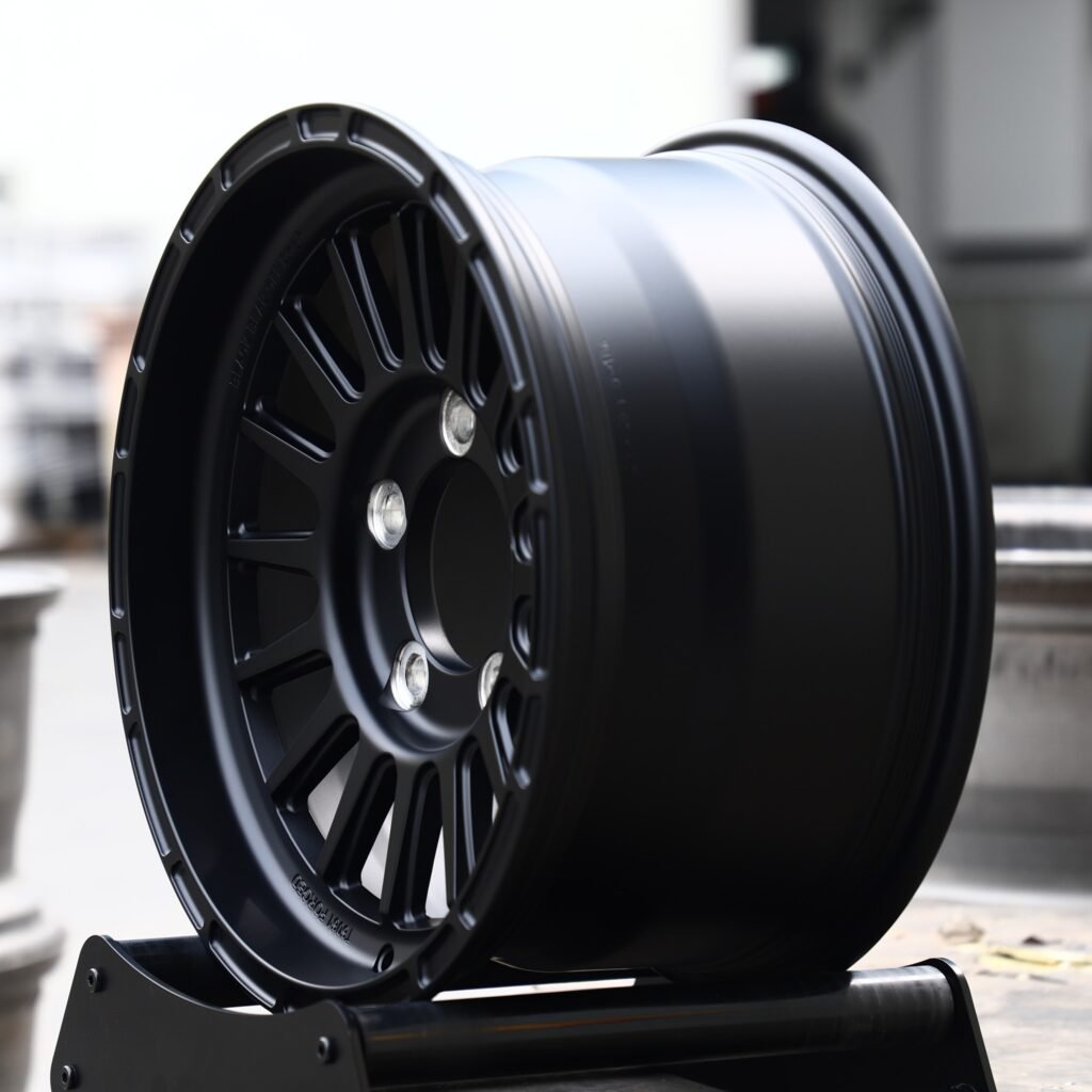 Jeep Gladiator wheels – Matte Black Multi-Spoke Deep Lip, lip and barrel detail