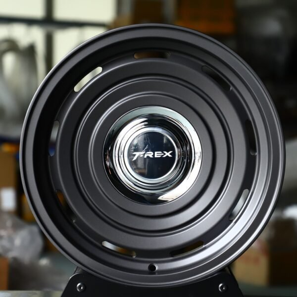 Jeep Wrangler / Land Cruiser Forged Wheels – Matte Black Semi-Full-Face, front view