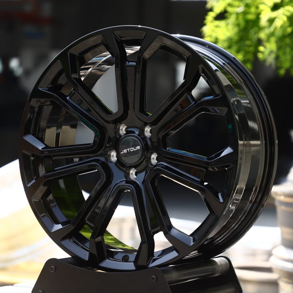Jetour Dashing wheels – Gloss Black 7 Twin-Spoke (Jetour OEM-Style), angled view