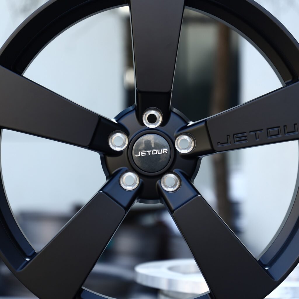 Jaguar F-Type wheels – Matte Black 5-Spoke (Jetour OEM-Style), lip and barrel detail
