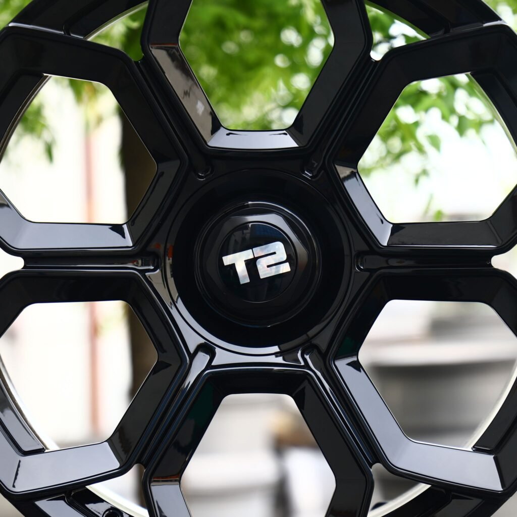 Jetour T2 wheels – Gloss Black Hex Multi-Spoke (Jetour T2 OEM-Style), lip and barrel detail