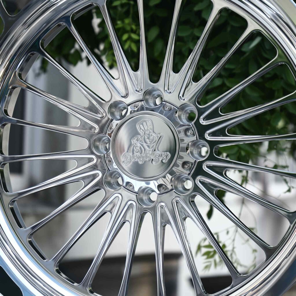 Chevrolet Silverado 2500HD wheels – Mirror Polished Fine Multi-Spoke Deep Lip (JTX Forged-Style), lip and barrel detail