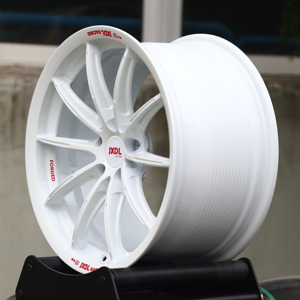 5x130 wheels – JXDL Gloss White 10-Spoke, side view