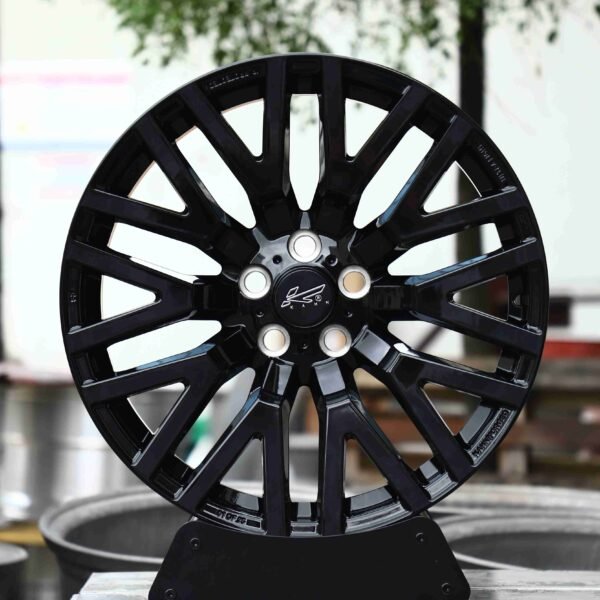 Kahn-Style Gloss Black Cross-Spoke Mesh Forged Wheels – Land Rover Range Rover / Discovery, front view