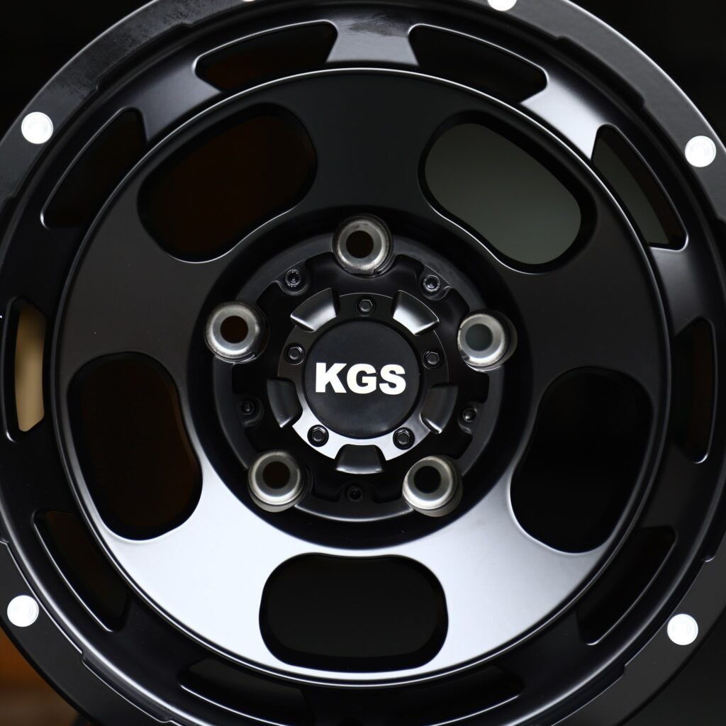 5x127 wheels – KGS Gloss Black 5-Spoke Exposed Bolt Detail, side view