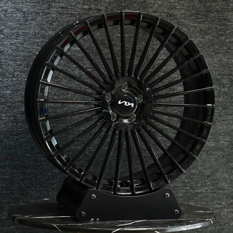 Kia OEM-Style Gloss Black Multi-Spoke Turbine Forged Wheels – Kia Stinger / K5, front view