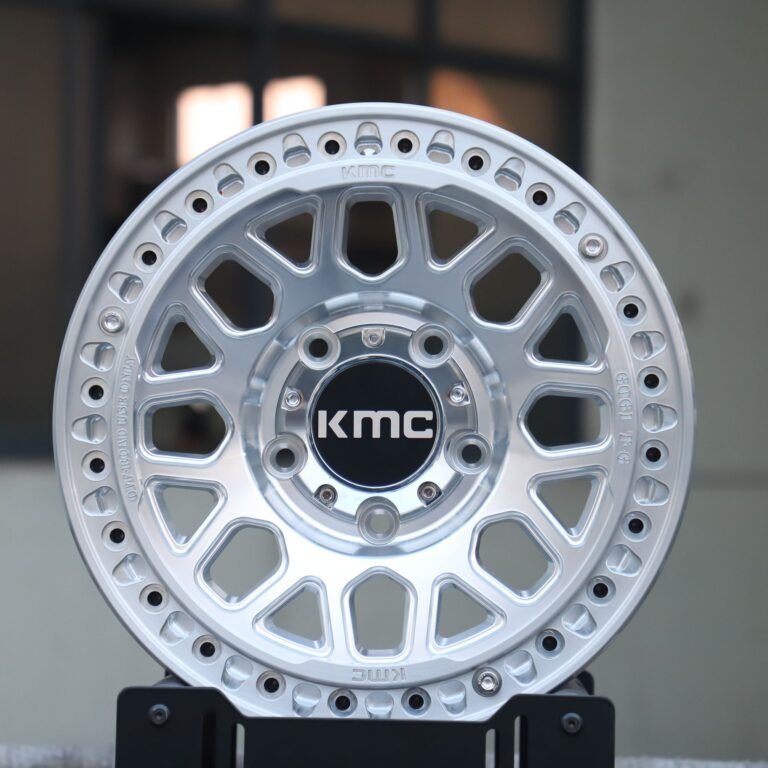Toyota 4Runner wheels – KMC Silver Custom Beadlock, front view