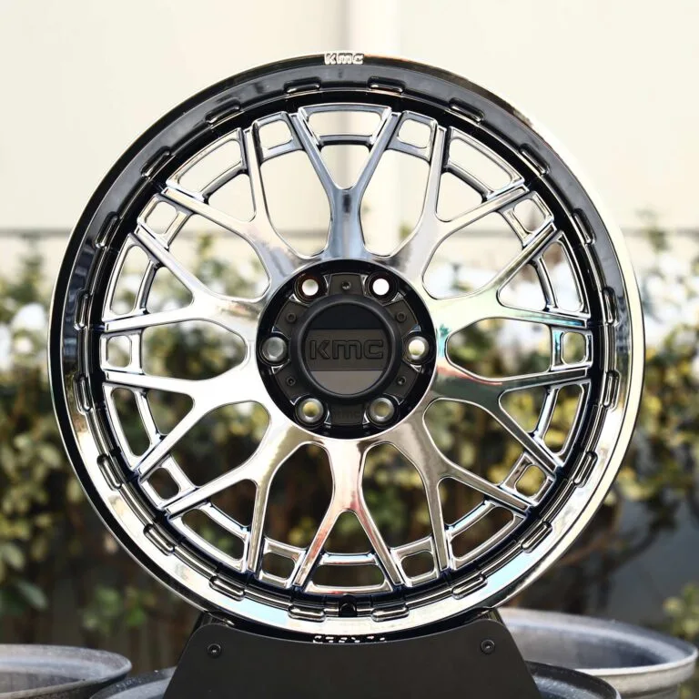 Ford F-150 wheels – Chrome Mesh Bolt-Ring (KMC-Style), front view