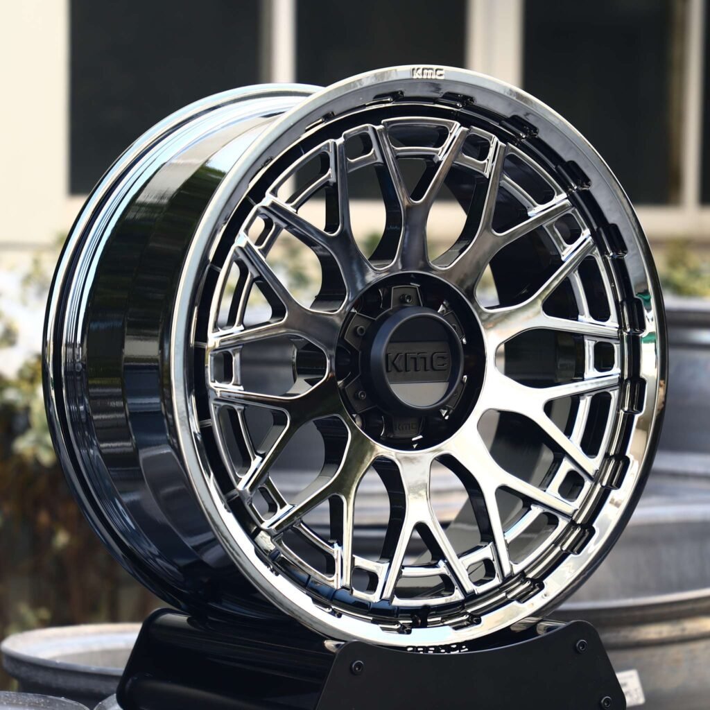 6x135 wheels – Chrome Mesh Bolt-Ring (KMC-Style), side view