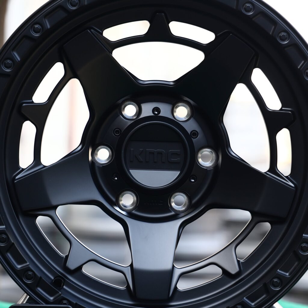 Toyota 4Runner wheels – Matte Black 5-Spoke Bolt-Ring (KMC-Style), lip and barrel detail