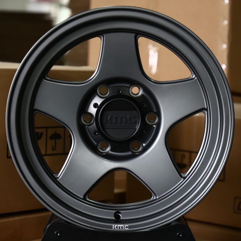 Toyota 4Runner wheels – Matte Gunmetal 5-Spoke (KMC-Style), front view