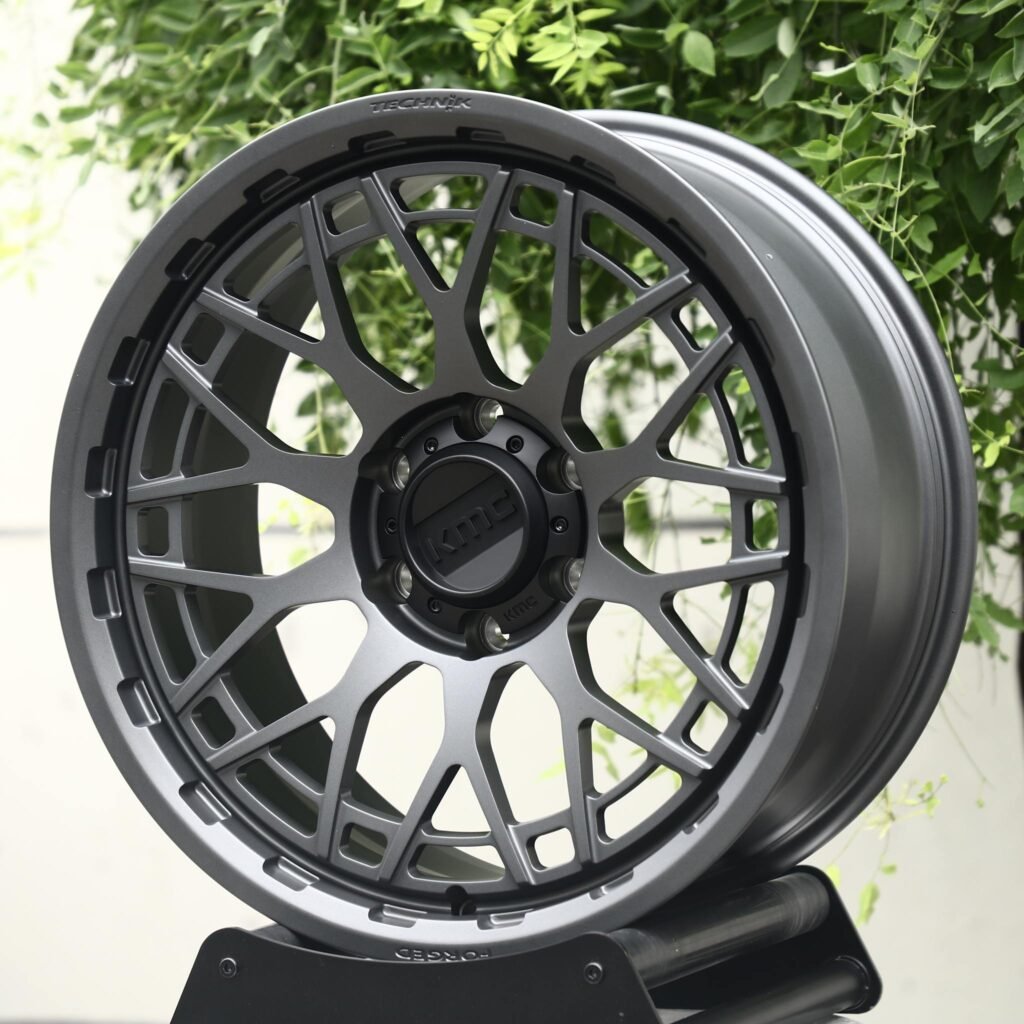 Chevrolet Silverado 1500 wheels – Matte Gunmetal Mesh (KMC-Style), angled view