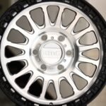 ANK-70043 — спицы крупным планом