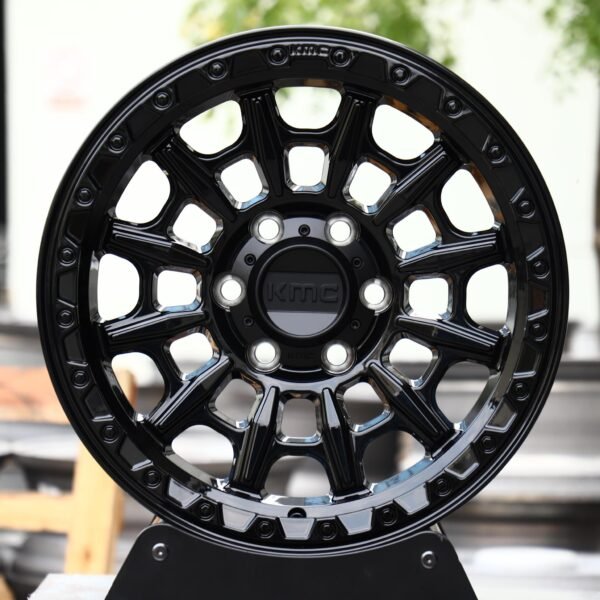 Ford F-150 wheels – Gloss Black 16-Window (KMC-Style), front view
