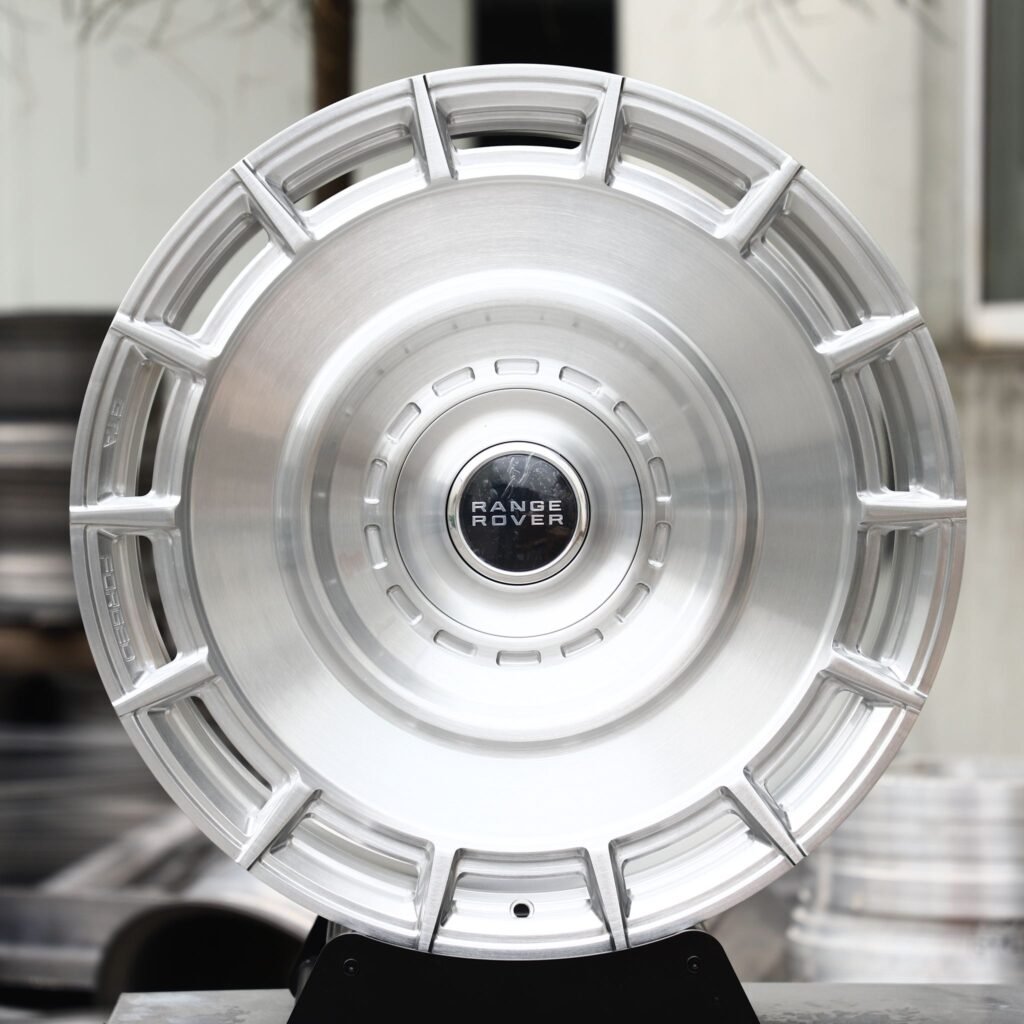 Брашированные кованые диски для Land Rover Range Rover и Land Rover Defender, в стиле заводских дисков Land Rover, с закрытой лицевой частью — ANK-77456