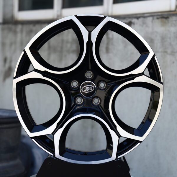Land Rover Range Rover wheels – Gloss Black Machined 5-Spoke Petal (Land Rover OEM-Style), front view