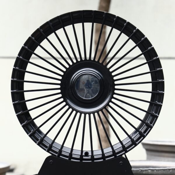 Land Rover Range Rover wheels – Gloss Black Turbine Multi-Spoke, front view