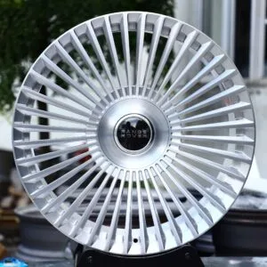 Land Rover Range Rover / Defender Forged Wheels – Silver Multi-Spoke