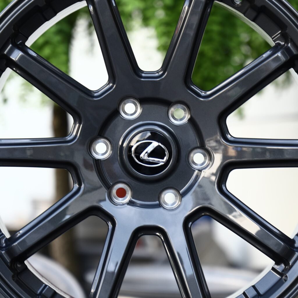 Lexus GX wheels – Gloss Black 10 Y-Spoke (Lexus OEM-Style), lip and barrel detail