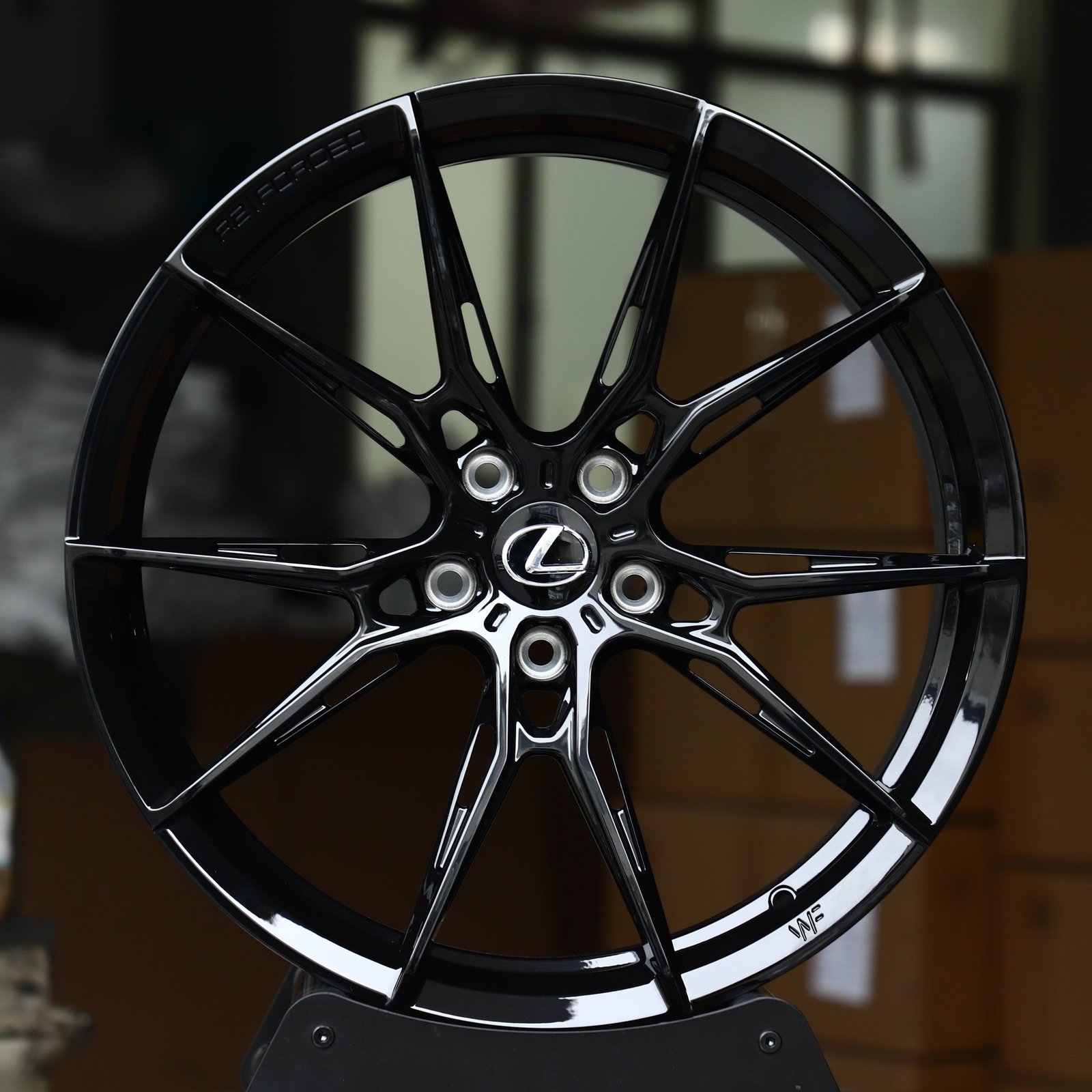 Lexus IS wheels – Gloss Black 5 Y-Spoke (Lexus OEM-Style), front view