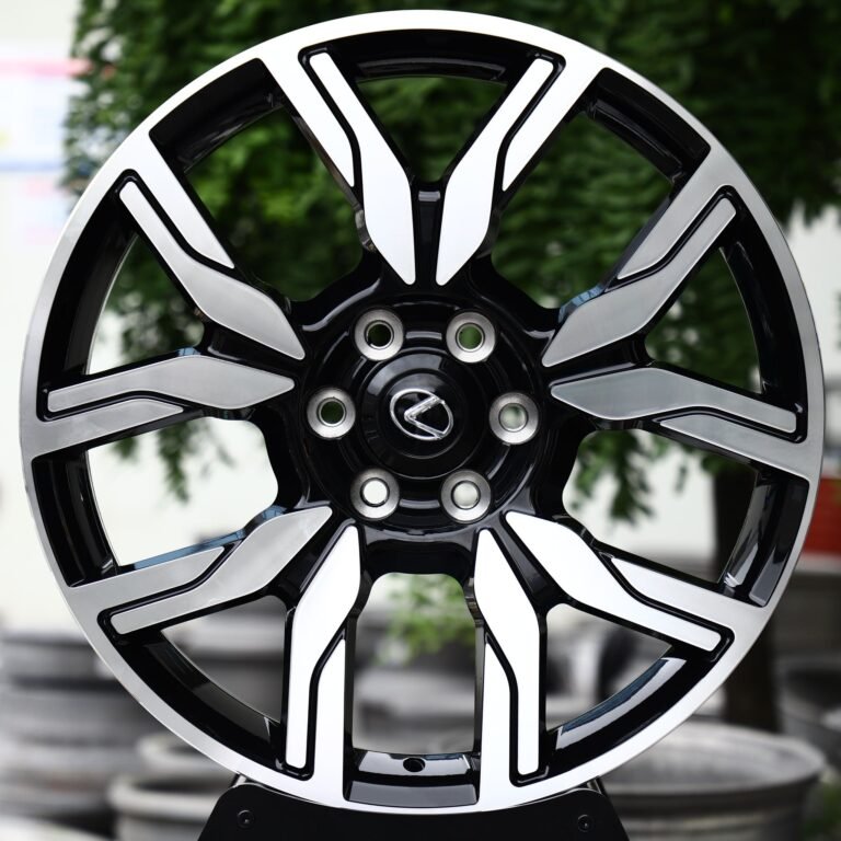 Lexus GX wheels – Gloss Black / Machined 5 Split-Spoke (Lexus OEM-Style), front view