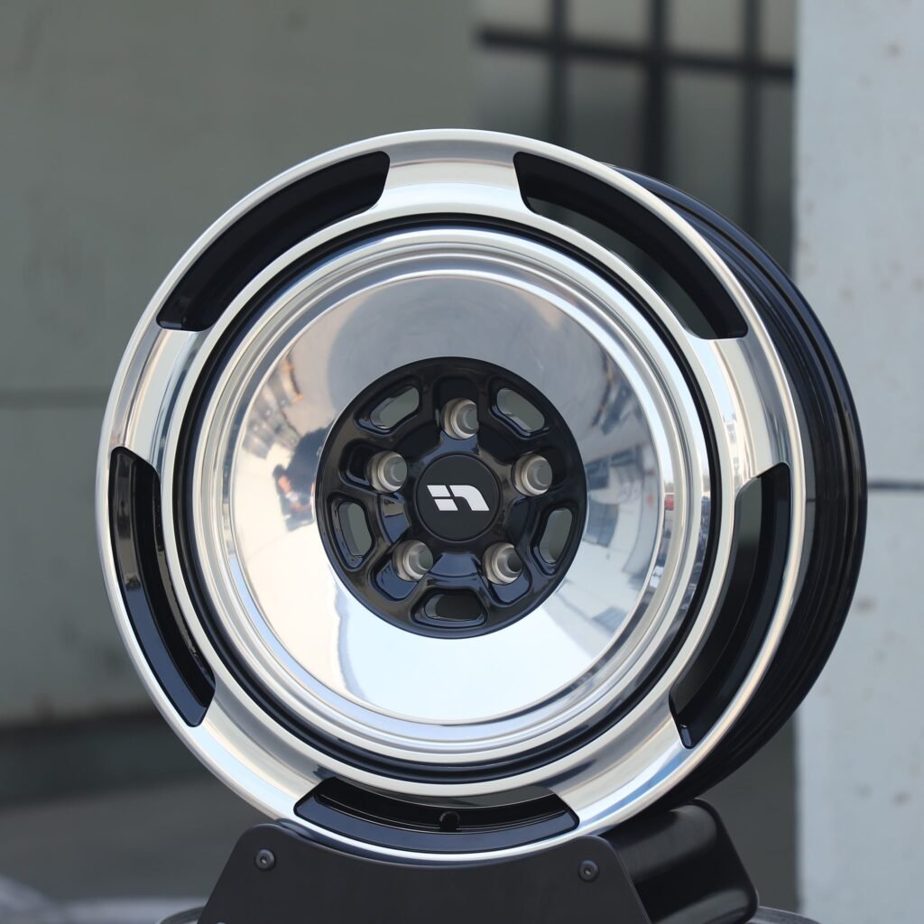 Li Auto L8 wheels – Matte Silver Full-Face, angled view