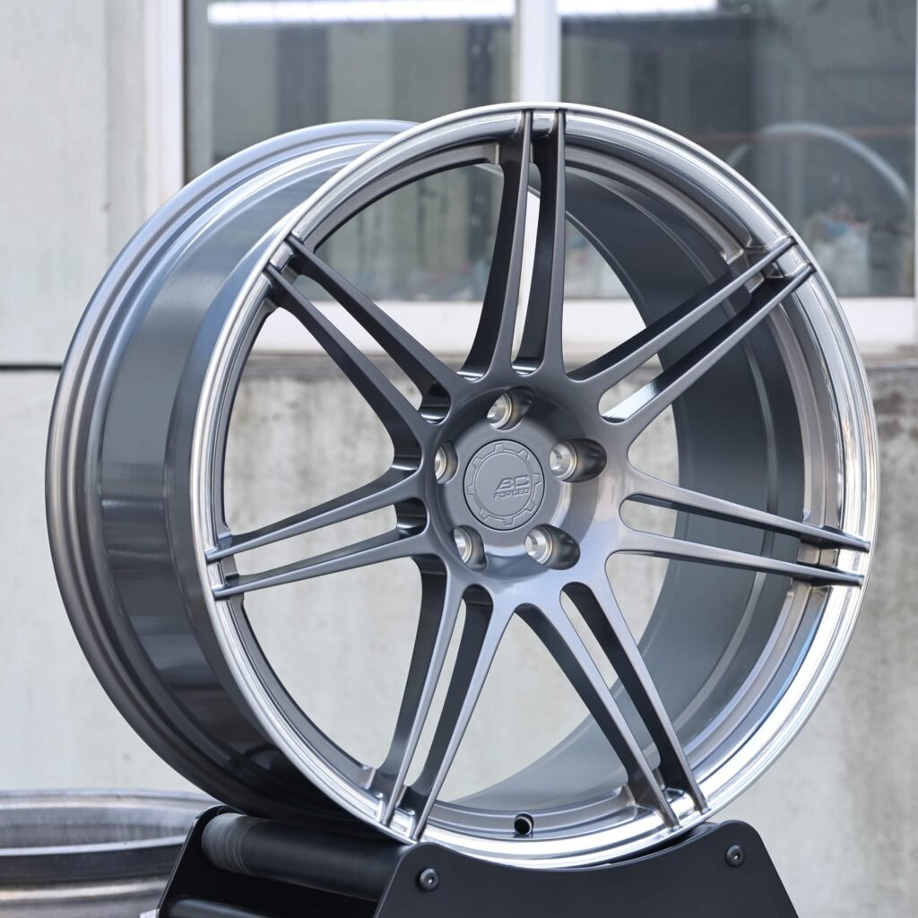 Light Gunmetal 5-Spoke Forged Wheels - Audi A6 / BMW 5 Series Fitment (5-Lug) view 3
