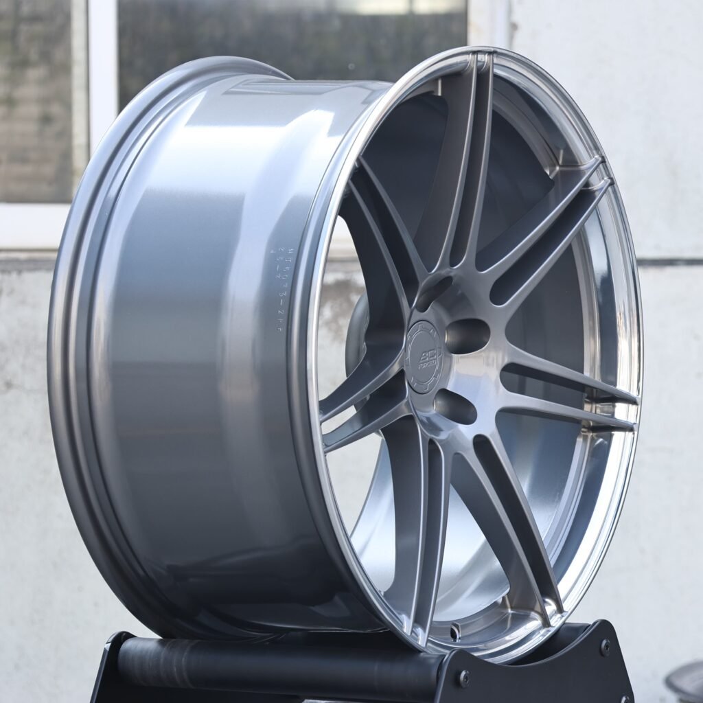 Light Gunmetal 5-Spoke Forged Wheels - Audi A6 / BMW 5 Series Fitment (5-Lug) view 4