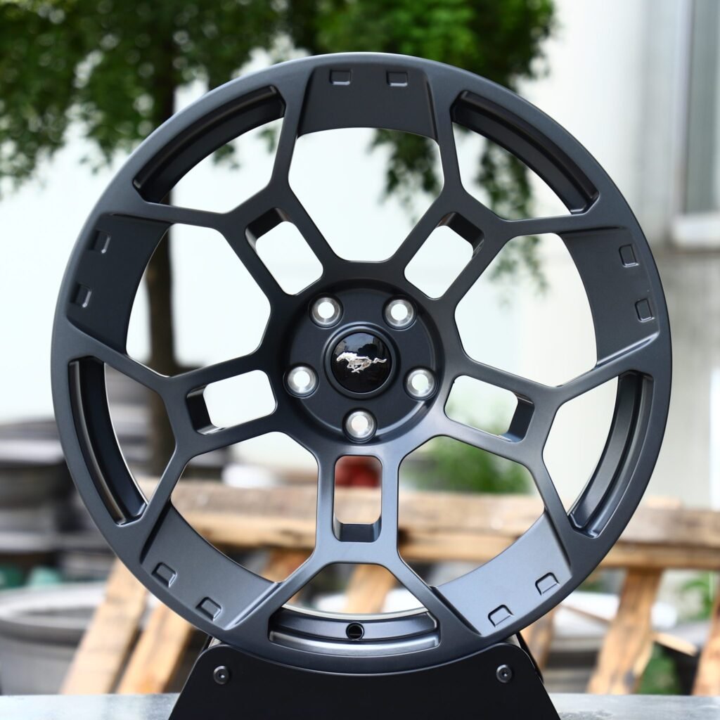 Ford Mustang wheels – Light Gunmetal 5 Y-Spoke (Ford Mustang OEM-Style), front view