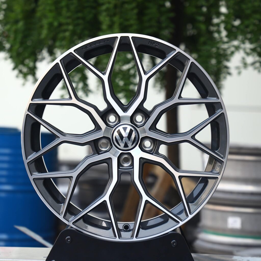 Volkswagen Golf GTI wheels – Light Gunmetal Machined Face (Volkswagen OEM-Style), front view