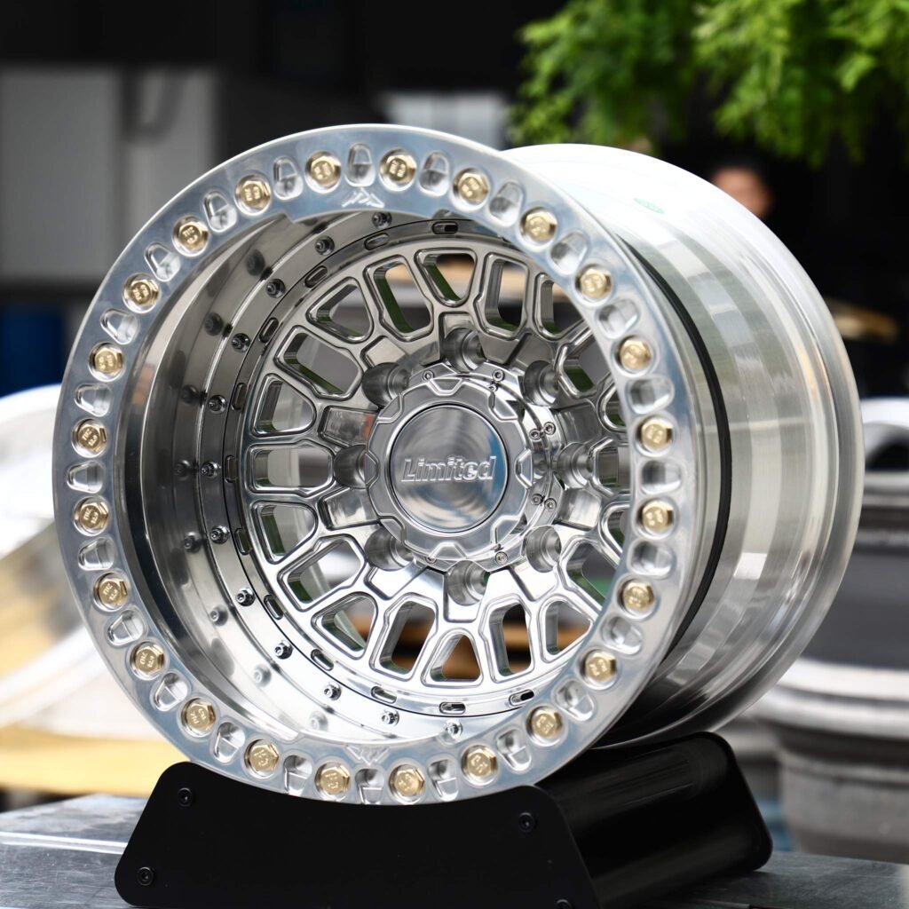 Chevrolet Silverado HD wheels – Mirror Polished Mesh 3-Piece Beadlock (Limited-Style), angled view