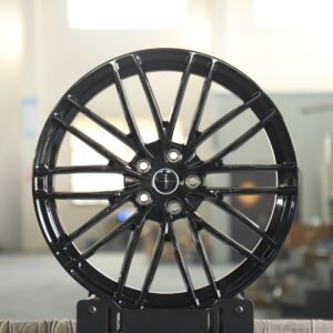 Lincoln OEM-Style Gloss Black 5-Spoke Forged Wheels – Lincoln Continental / Corsair Fitment (5-Lug)